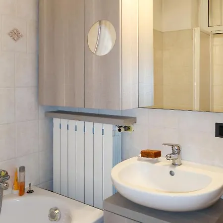 Holiday home Locazione Turistica Ginevra-3